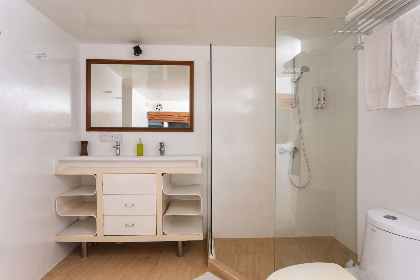 En-suite bathroom